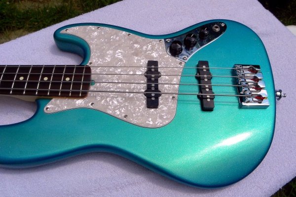 Bluebass5.jpg