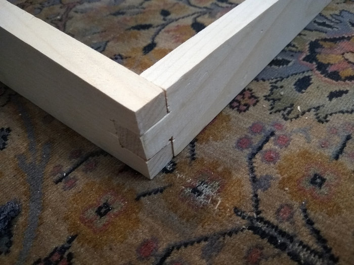 10 Loose Frame Corner (small).jpg