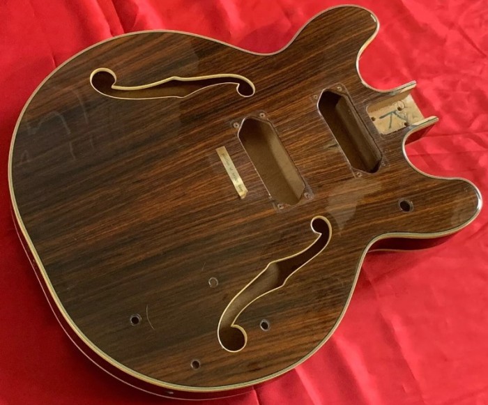 rosewood body.jpg