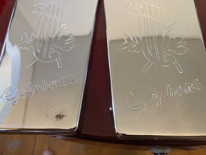 vibrola plates.jpg