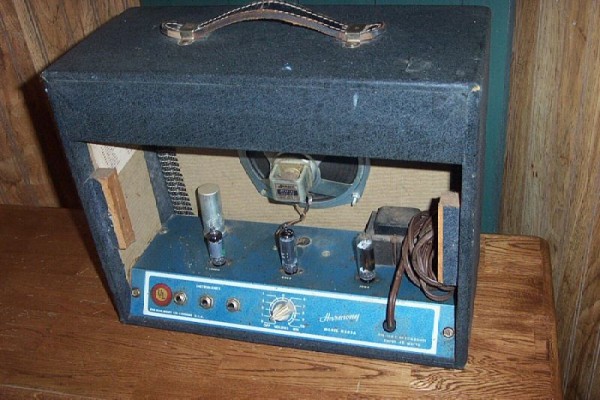 H303A_05.jpg