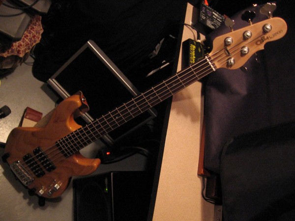 bass1.jpg (132.21 KiB) Viewed 2221 times Best bass evar