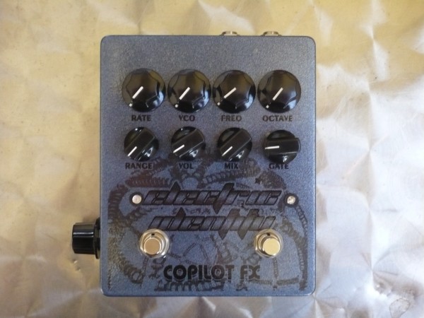 custom 2.JPG