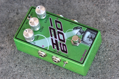 Malekko Echo 600 dark.jpg