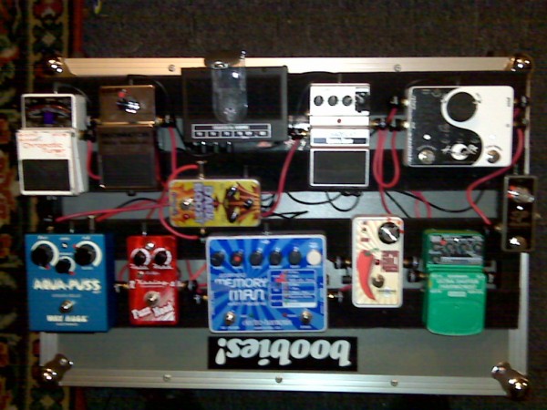 Whalesongs' "DOHA" pedal board this week.....