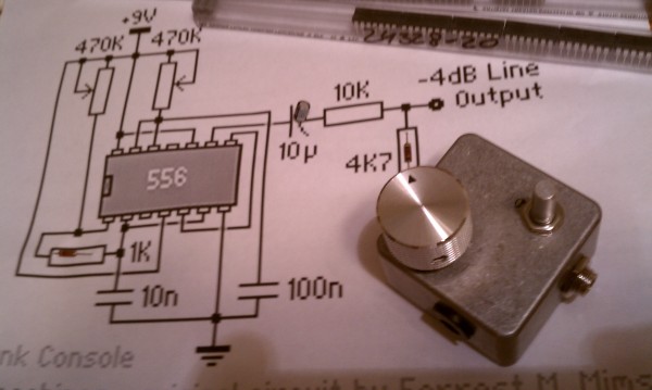 atari punk console mounted in 1590LB. circuit redesigned by kaustic machines.
