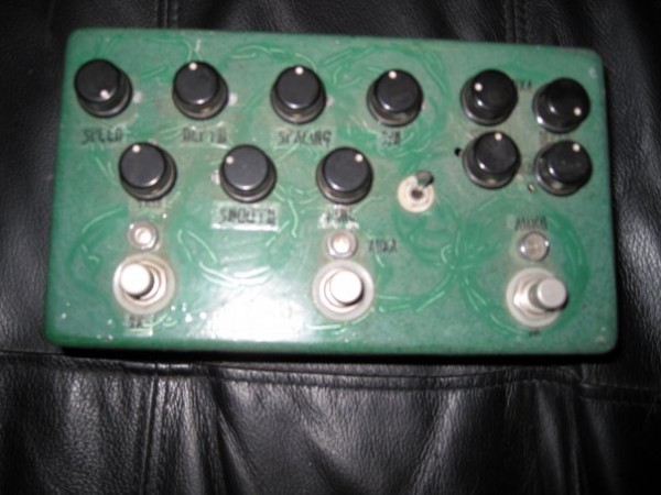 4MS Tremulus Lune tremelo