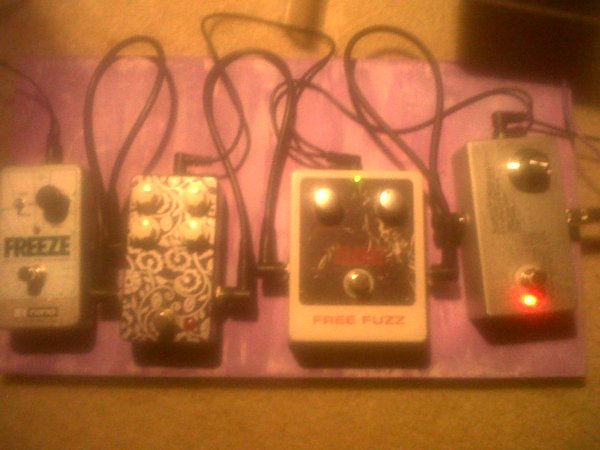 Jero Sleazy Drive > BBE Free Fuzz > Algal Bloom world traveler > Freeze