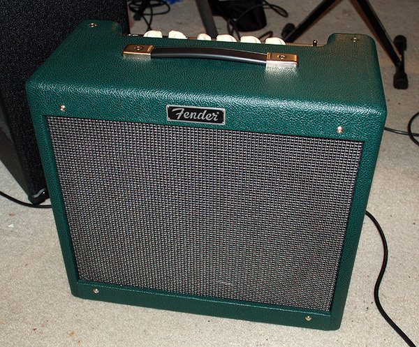 gear_fbluesjr_front_01.jpg