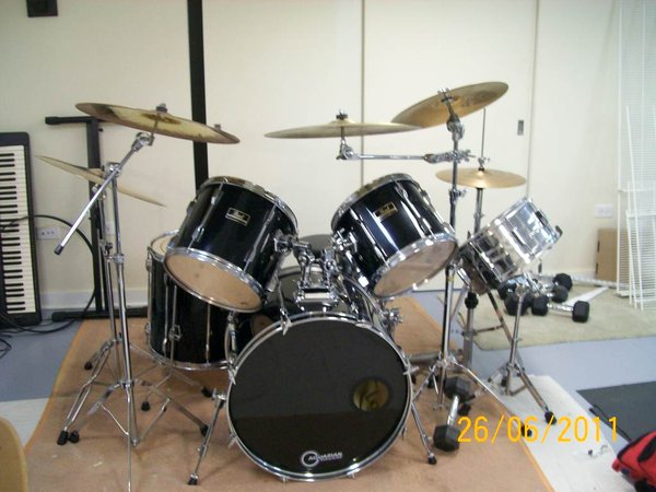 Drum set
