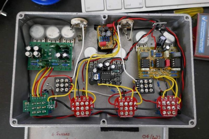 FuzzBoxx-G.jpeg (67.23 KiB) Viewed 18043 times wired