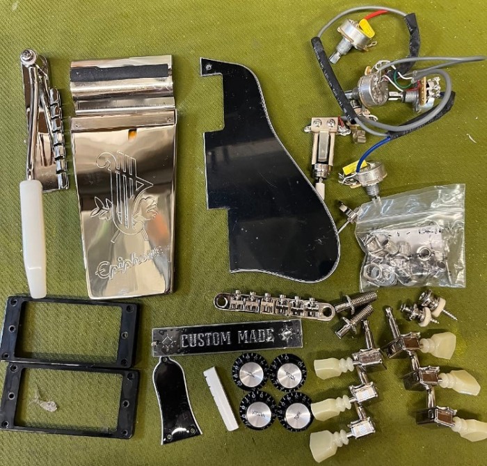 parts.jpg (225.44 KiB) Viewed 2722 times gutted it like a fish.